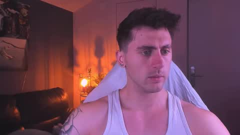 Oscar online show from October 11, 9:29 pm