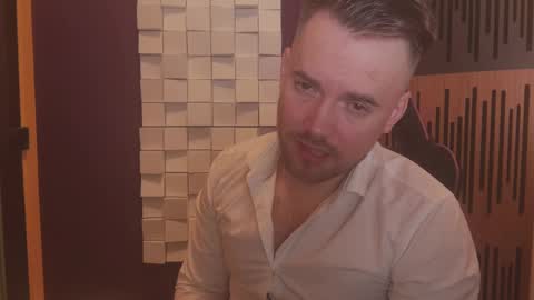 Oscar Steel Savage online show from March 5, 5:18 pm