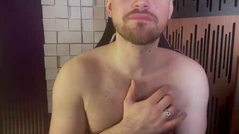 Oscar Steel Savage online show from February 22, 11:24 pm