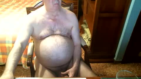 Oscar online show from April 25, 4:37 pm