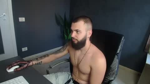 OscarWills online show from June 30, 3:39 am