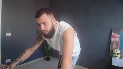 OscarWills online show from July 20, 4:37 am