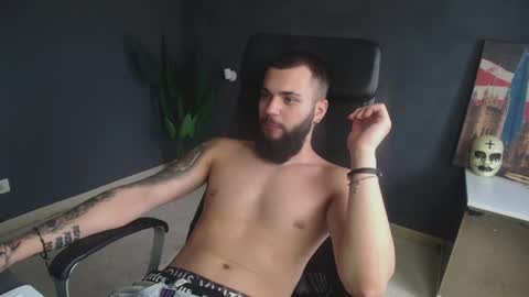 OscarWills online show from July 20, 10:39 am