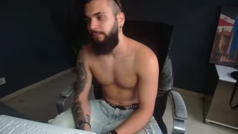 OscarWills online show from June 23, 5:37 am