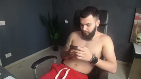 OscarWills online show from July 31, 4:46 am