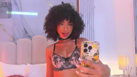 Snapshot of oshun_25 chatting on September 17, 12:52 pm Oshun  online show from September 17, 12:52 pm