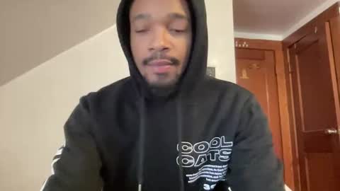 outofhisleague_ online show from November 14, 4:09 pm