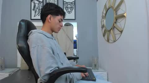 Owen Johnson online show from September 19, 11:58 am