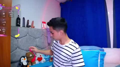 Owen  Independent model  online show from September 15, 10:33 pm