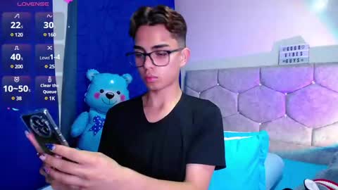 Owen  Independent model  online show from February 13, 10:43 pm