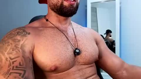 Maximus Owen online show from June 23, 7:31 pm