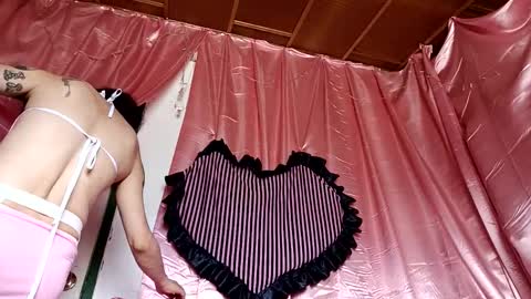 Jeannifer online show from November 12, 3:36 pm