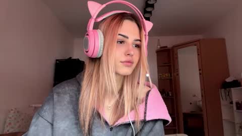 Eva online show from February 10, 7:44 am