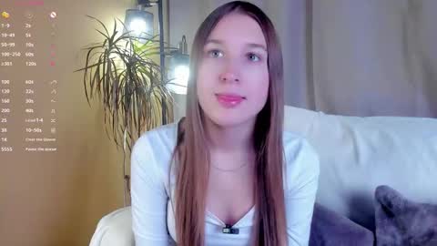 Caroline or just Lina online show from November 25, 1:15 am