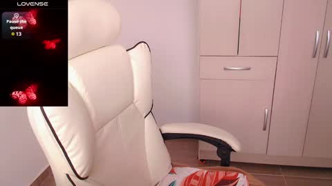 Jane online show from March 3, 7:07 pm