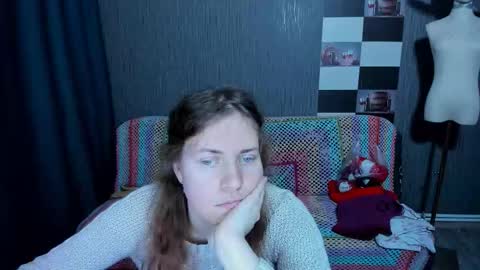 Ella online show from December 2, 11:08 am