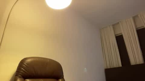 pai_girth online show from January 19, 1:15 am