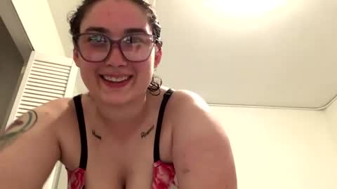 paigechantel online show from July 16, 4:27 am