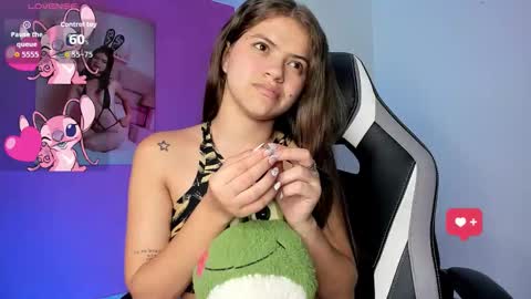 Snapshot of paigejayden chatting on October 2, 5:50 am Paige online show from October 2, 5:50 am