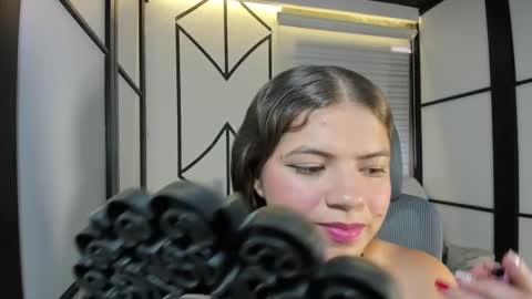 Snapshot of paigejayden chatting on February 17, 8:16 pm Paige online show from February 17, 8:16 pm