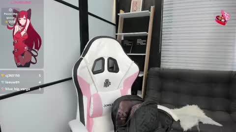 Snapshot of paigejayden chatting on March 9, 4:00 pm Paige online show from March 9, 4:00 pm