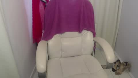 paiperhalliwey online show from February 26, 4:16 pm