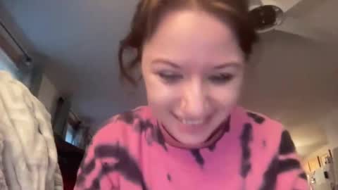 Snapshot of paisleysnowxo chatting on November 1, 9:03 pm paisleysnowxo online show from November 1, 9:03 pm