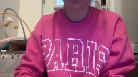 Snapshot of paisleysnowxo chatting on March 9, 9:03 pm paisleysnowxo online show from March 9, 9:03 pm