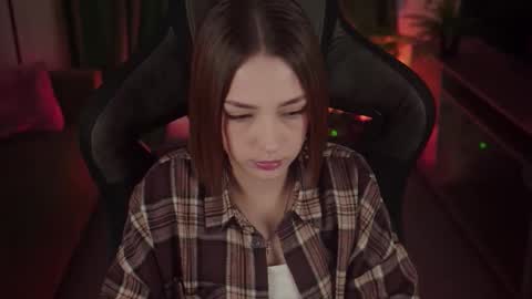 Pam online show from November 5, 12:07 pm