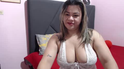 pamela_echeverria online show from October 6, 10:22 am