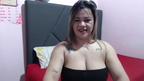 pamela_echeverria online show from October 14, 10:29 am