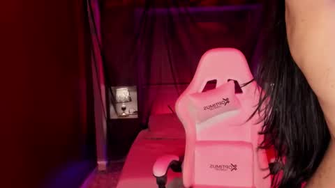  P A M  online show from October 21, 4:17 am