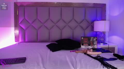 Pamela Ponce online show from December 19, 2:12 pm