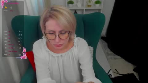 pamellamurphy online show from February 4, 6:50 am