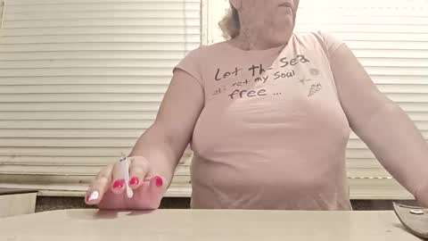 angel hris online show from March 1, 10:19 am