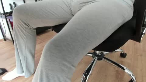 pampersandspanking online show from March 29, 9:44 am