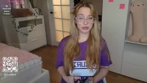 Lina online show from February 7, 1:41 am