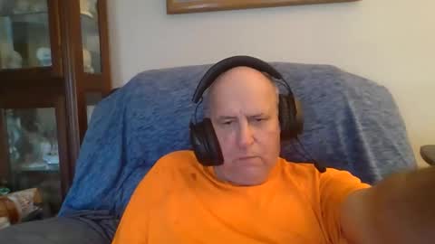 pandarianhunter123 online show from May 6, 5:52 pm