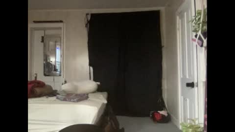 Pantiesofthefae online show from February 28, 11:36 am