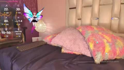      online show from December 4, 9:03 pm