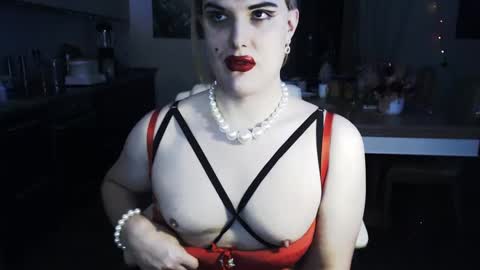 Sarina Williams online show from December 17, 6:20 pm