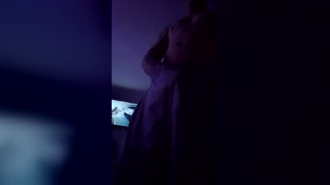 papi121221 online show from December 17, 2:51 am