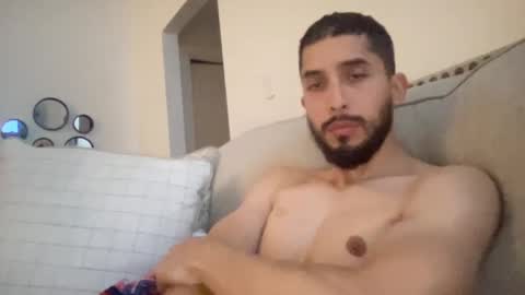 papicubano_guapo23cm online show from December 6, 5:03 am