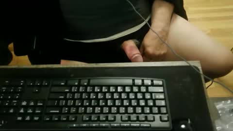 papilly online show from April 8, 10:07 am