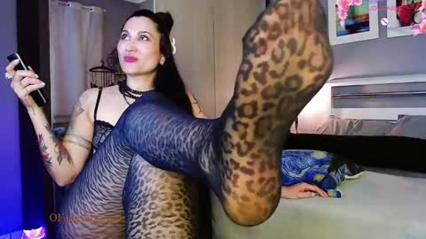 My alter ego Betinna Flowers - a tattooed Miss  -   Are you missing me come in here  -  online show from November 8, 10:13 pm