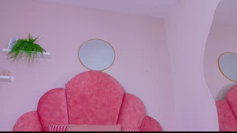 PARIS online show from February 24, 7:50 pm