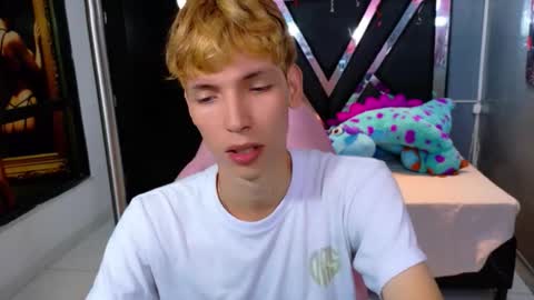 park_jimin1 online show from September 25, 12:12 pm