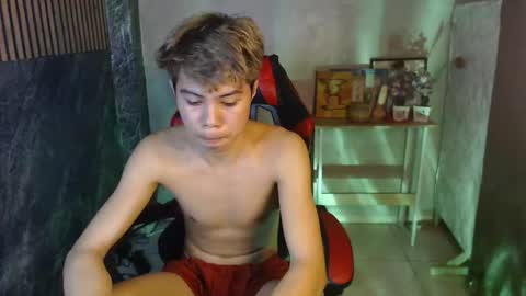 HENRY online show from November 12, 4:53 pm