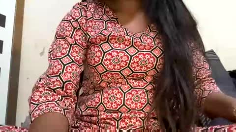 parneetu_642 online show from March 9, 2:38 am