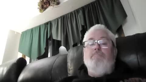 Snapshot of part86 chatting on January 16, 11:37 pm part86 online show from January 16, 11:37 pm